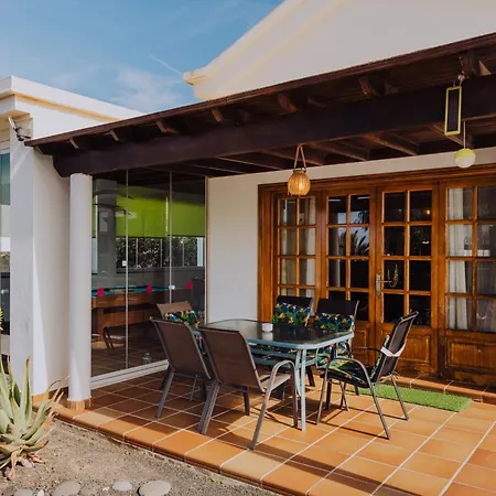 Marina Deluxe & Pool *