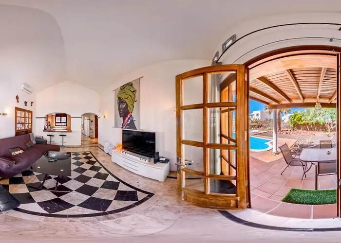 Marina Deluxe & Pool プラヤ・ブランカ