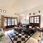 Villa Marina Deluxe & Pool Playa Blanca (Lanzarote)