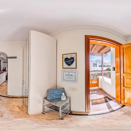 Marina Deluxe & Pool Villa