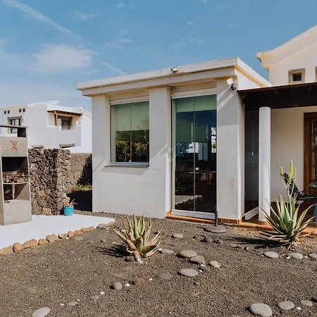 Marina Deluxe & Pool * بلايا بلانكا