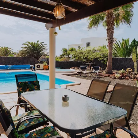 Vila Marina Deluxe & Pool