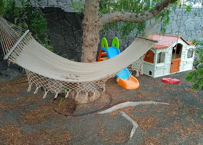 Marina Deluxe & Pool * Playa Blanca (Lanzarote)