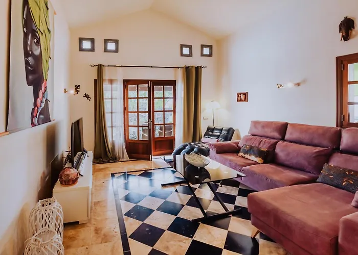 Villa Marina Deluxe & Pool Playa Blanca (Lanzarote)