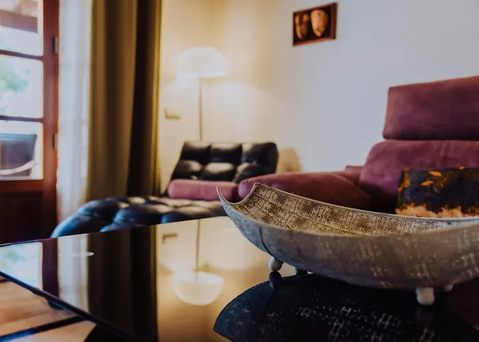 Marina Deluxe & Pool بلايا بلانكا