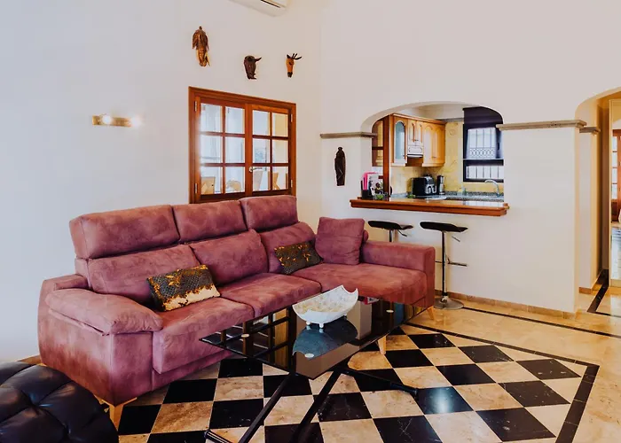 Villa Marina Deluxe & Pool