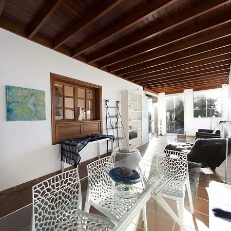 Marina Deluxe & Pool Villa