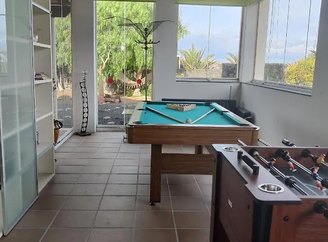 Marina Deluxe & Pool Βίλα