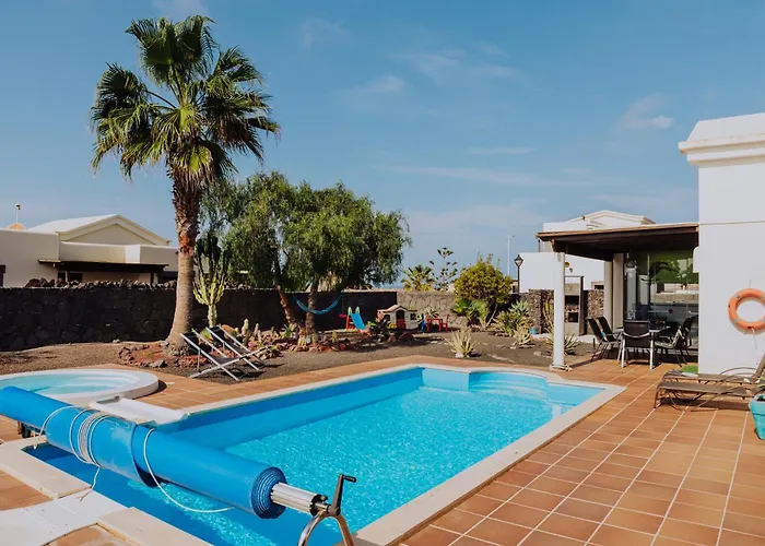 Βίλα Marina Deluxe & Pool